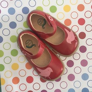 Livie & Luca NEW in Box RED Pio Pio she’s size 9 …